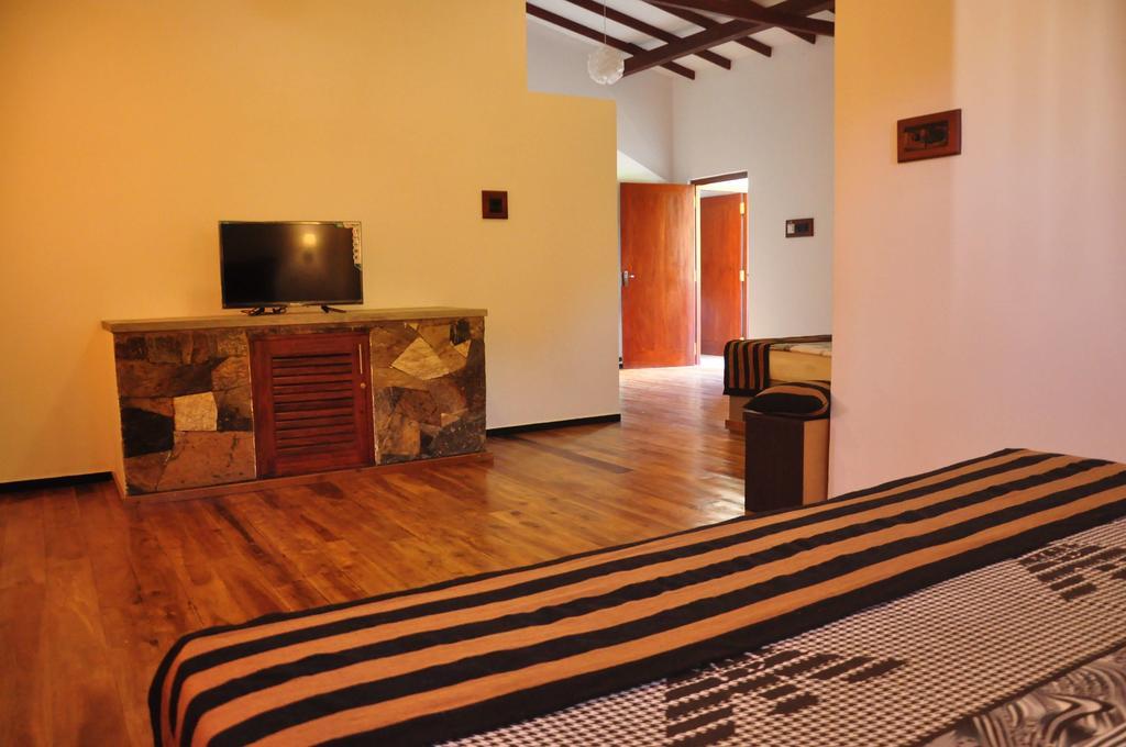 Asantha Guest House Unawatuna Szoba fotó